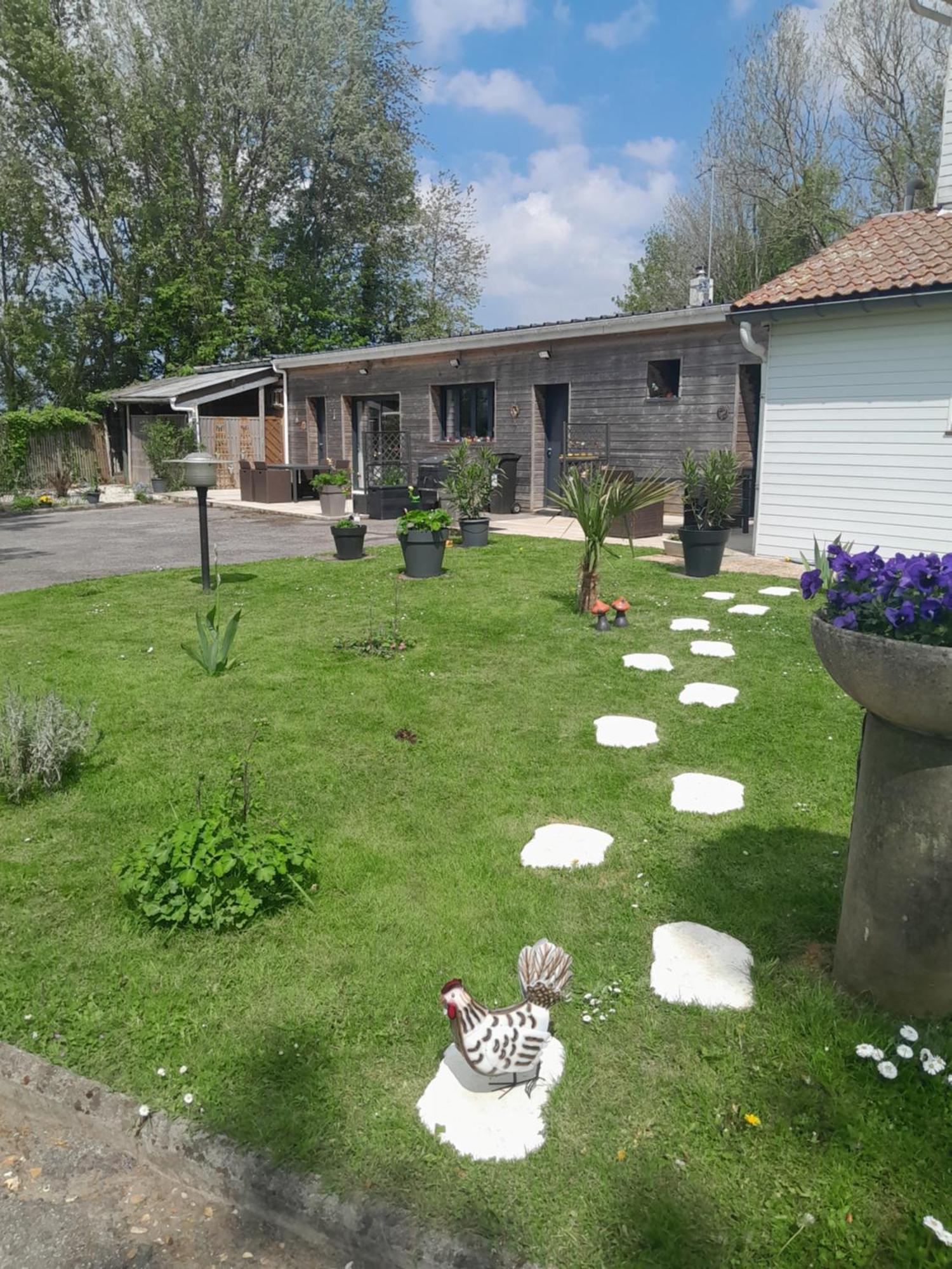 Vila Au Dela Des Remparts Montreuil  Exteriér fotografie
